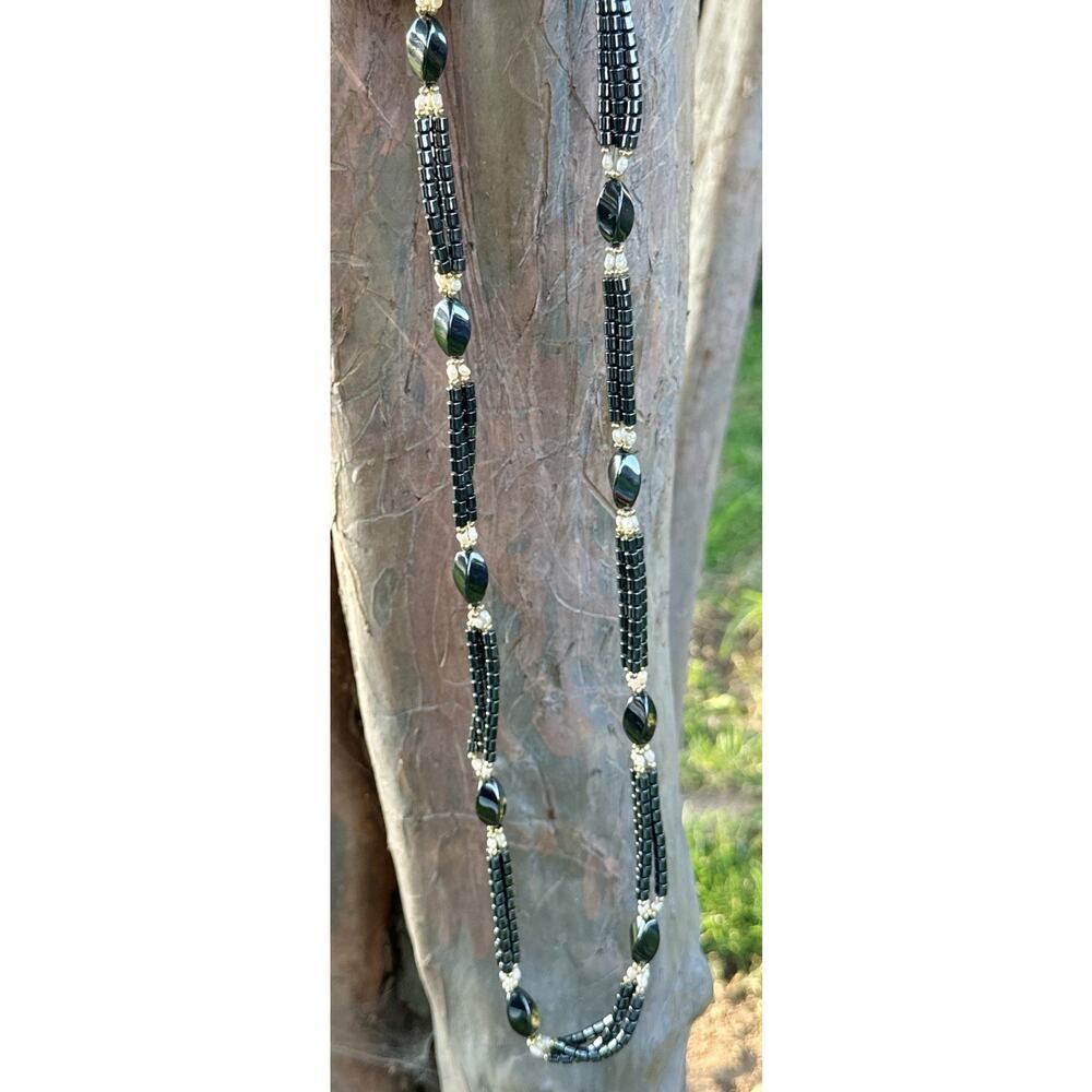 Vintage Hematite Rice Pearl Beaded Station Necklace Gray White Necklace - Picture 4 of 5